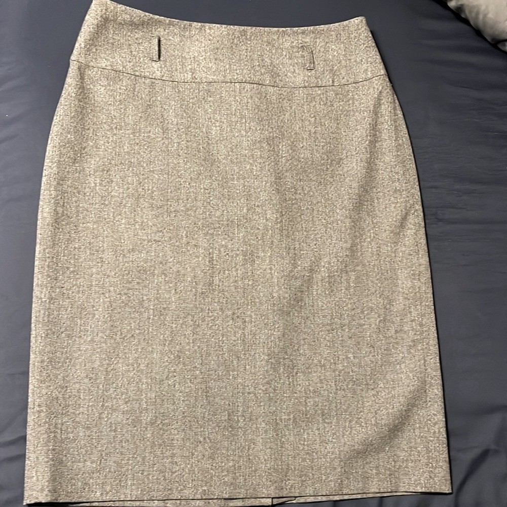 Apt 9 skirt